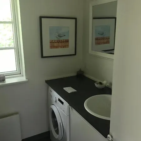 Only 400 Meters From The Water Is Lovely And Cozy In A Lovely Area,