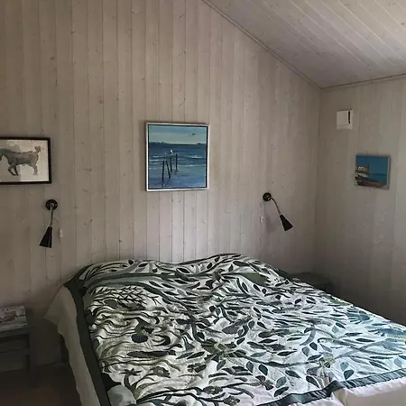 Only 400 Meters From The Water Is Lovely And Cozy In A Lovely Area,