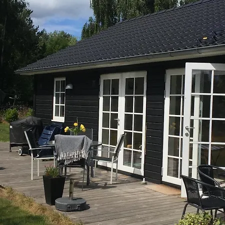 Holiday home Only 400 Meters From The Water Is Lovely And Cozy In A Lovely Area,